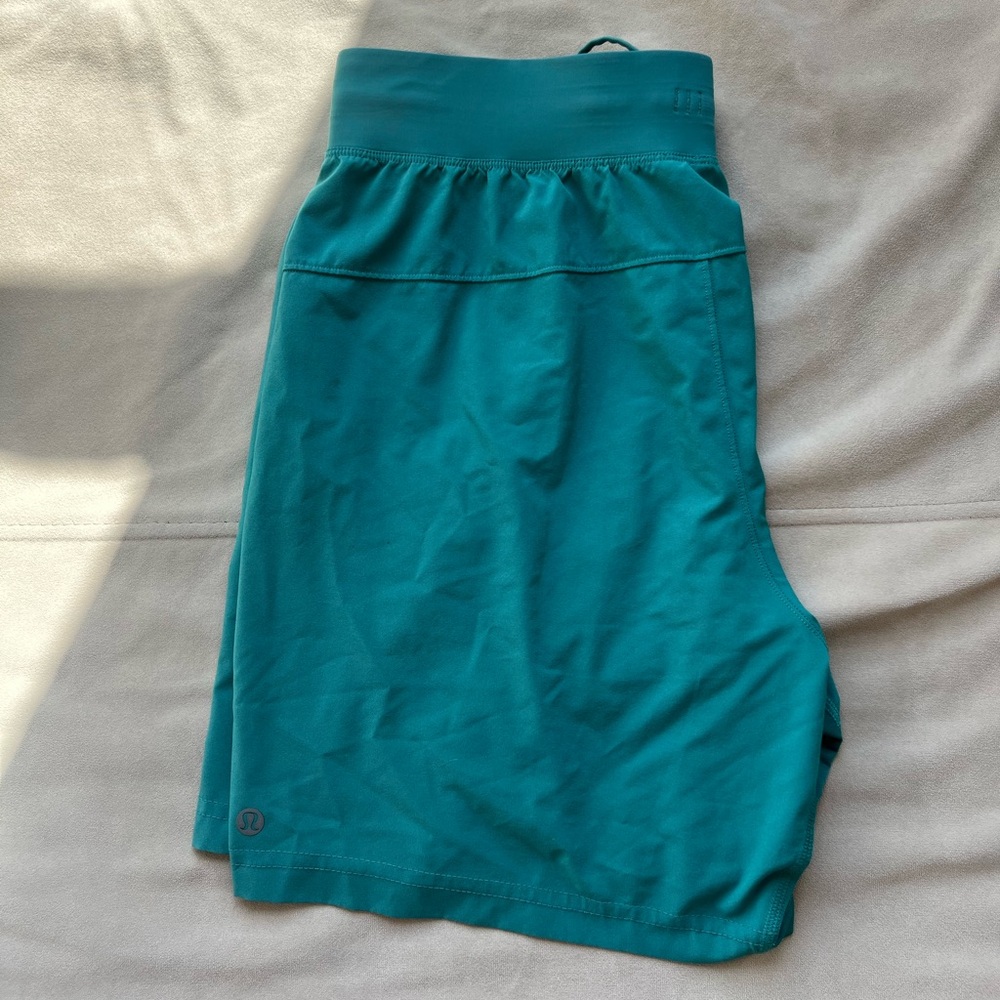 Lululemon Mens Medium Short - 6” Linerless - Teal